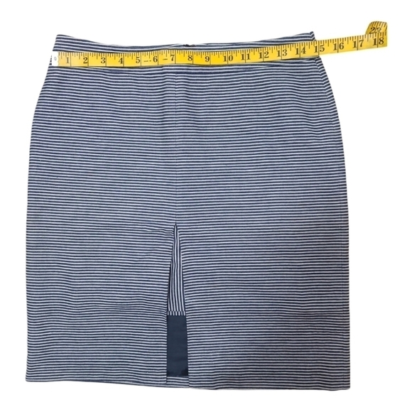 Kate Spade Saturday Cotton Peekaboo Skirt Navy Stripe Skirt Size 6 - Picture 8 of 10